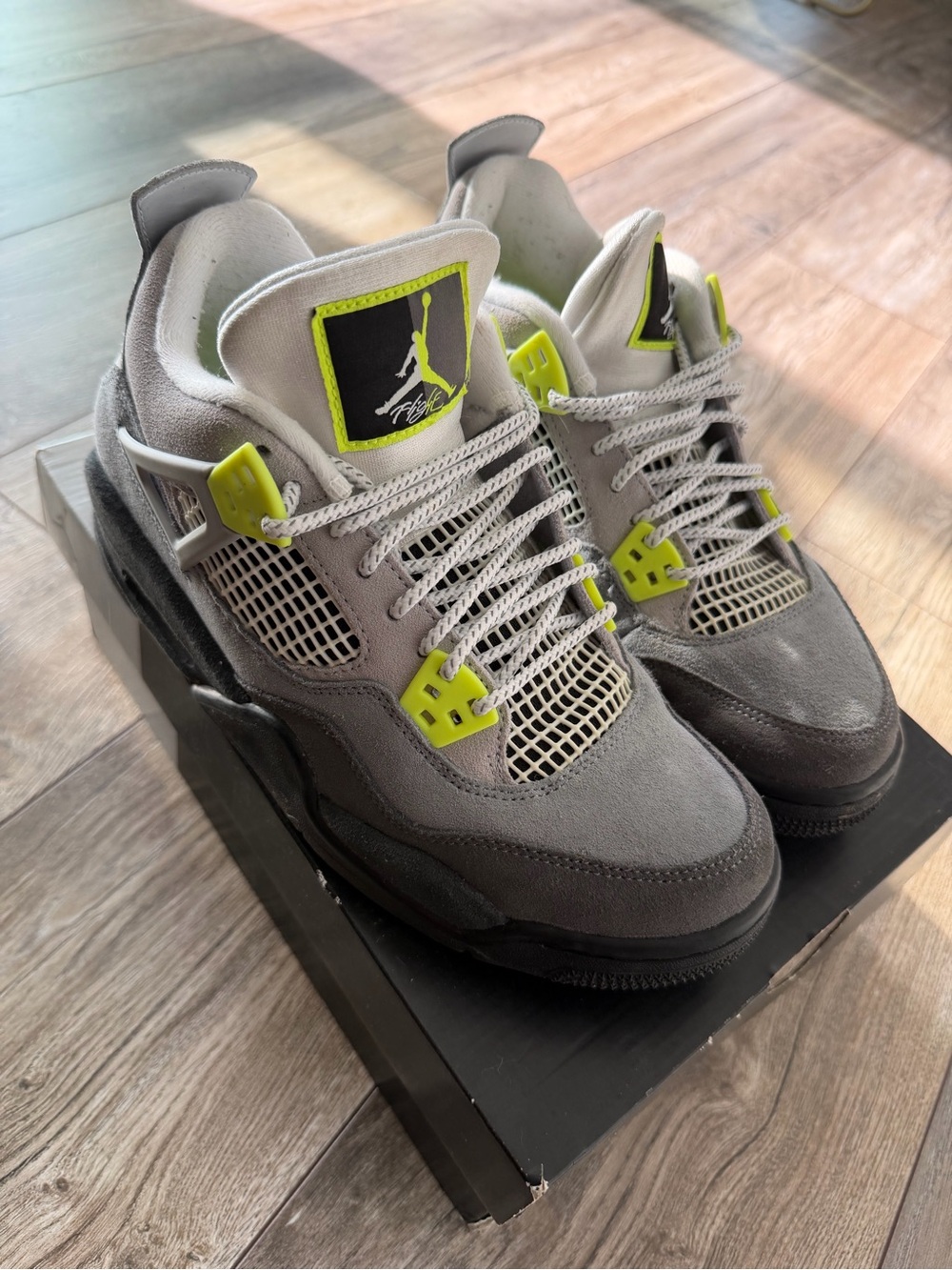 Nike Air Jordan 4 Boys 7Y Sneakers